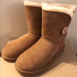 Ugg Australia Bailey Button Boots Chestnut Size 6
